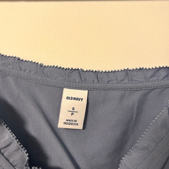 Old Navy tank top | Size small | NWT - Picture 3 of 3